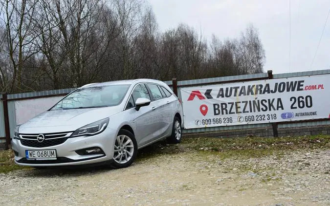 łódzkie Opel Astra cena 54900 przebieg: 137000, rok produkcji 2018 z Tarnowskie Góry